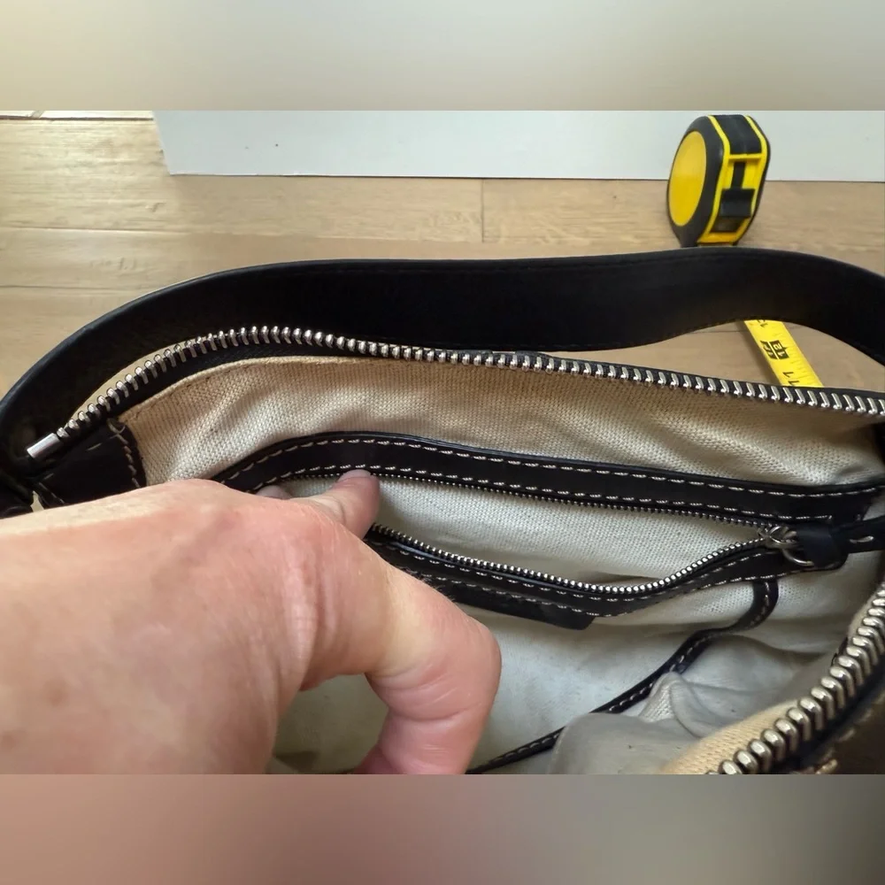 MICHAEL Michael Kors Black Studded Leather Shoulder Bag with Zippered Closure - Picture 8 of 16